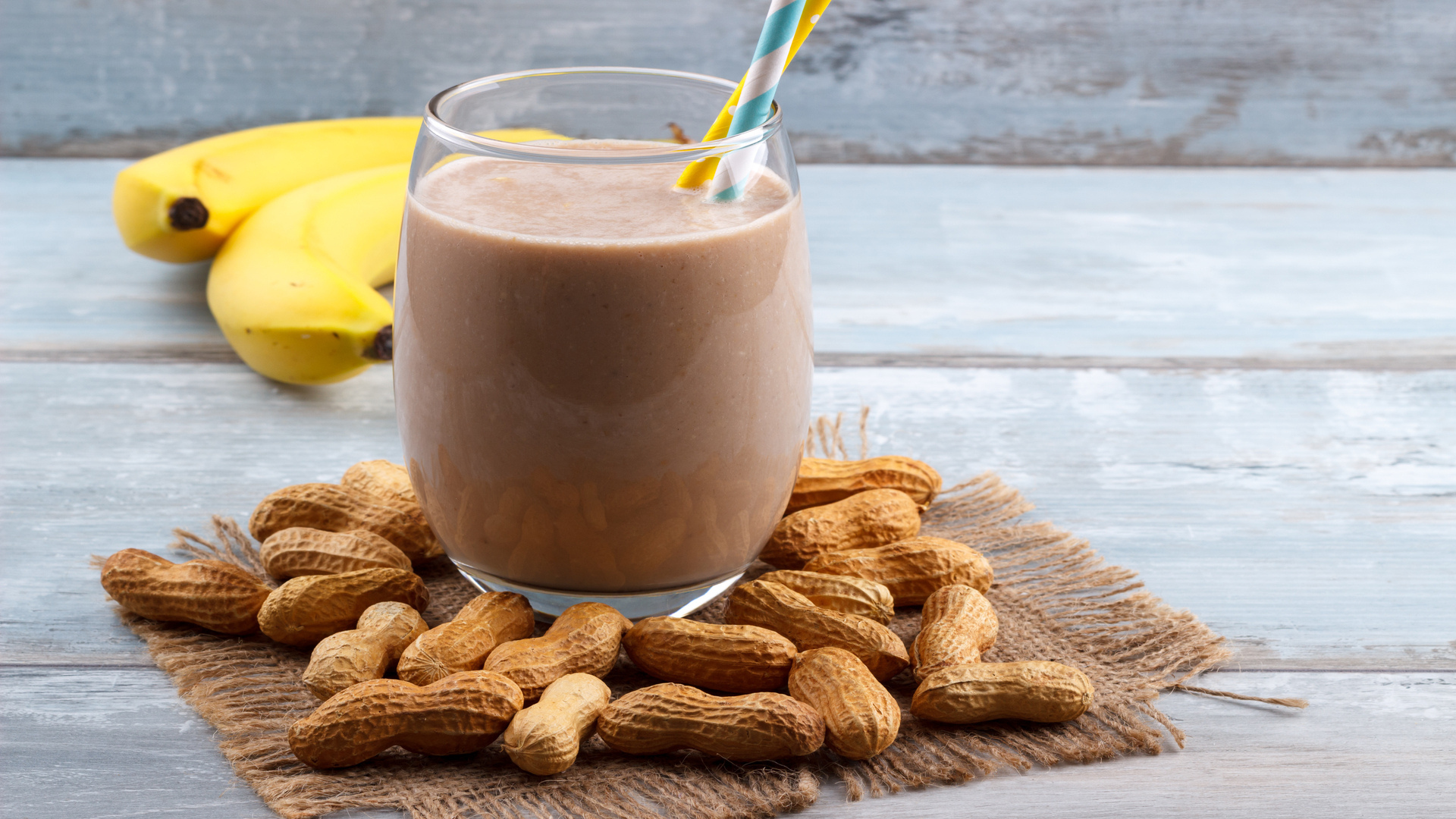 Banana Peanut Butter Smoothie for Weight Loss