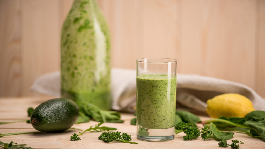 Green Breakfast Smoothie for Weight Loss