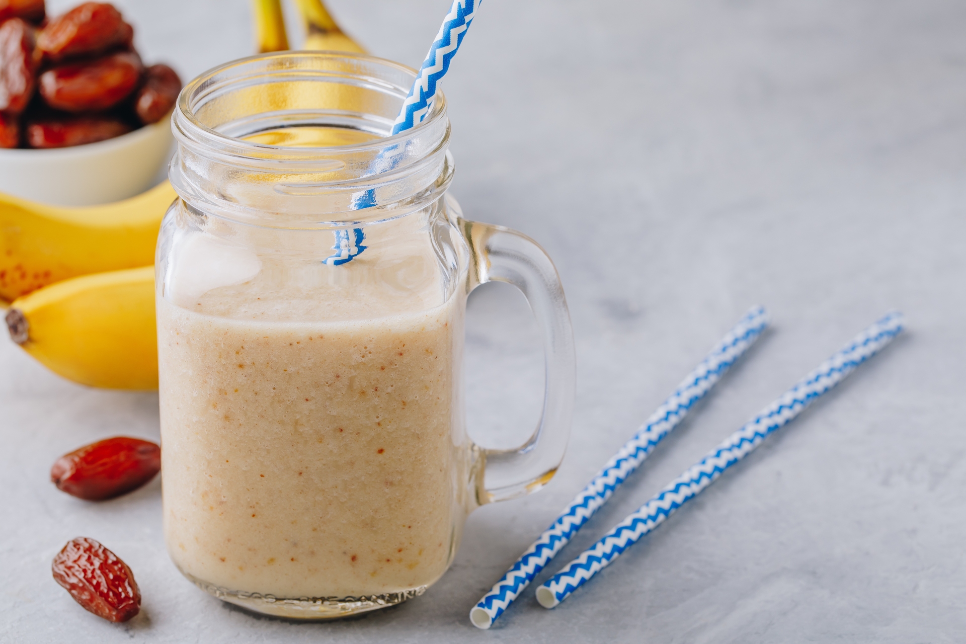 Banana Date Peanut Butter Smoothie for Losing Weight