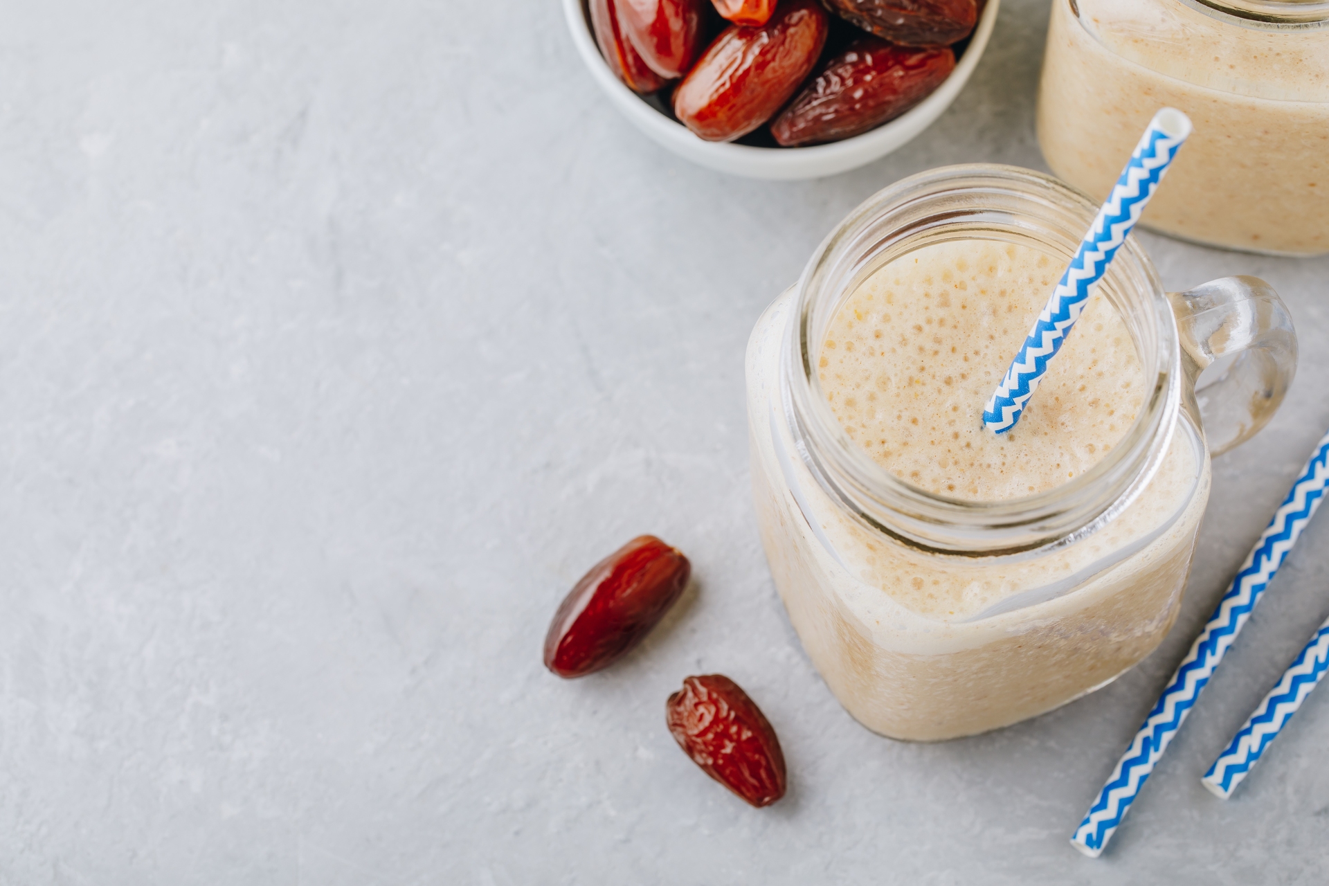 Dates Smoothie For Losing Weight