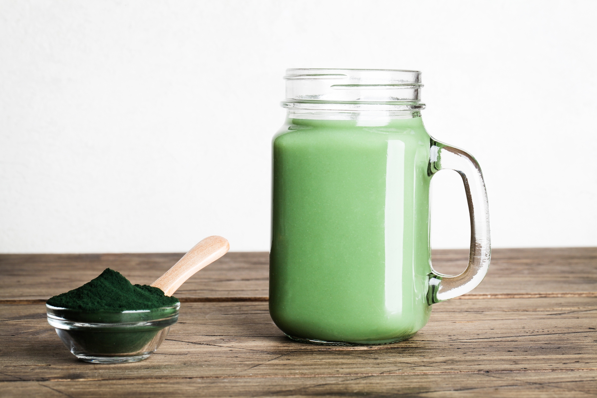 Green Spirulina Smoothie for Weight Loss
