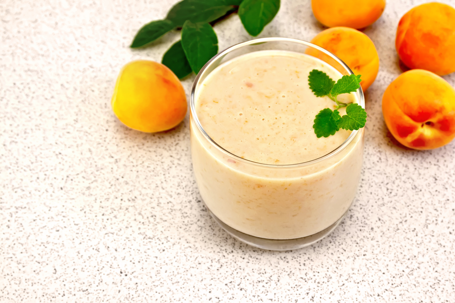 apricot smoothie for losing weight